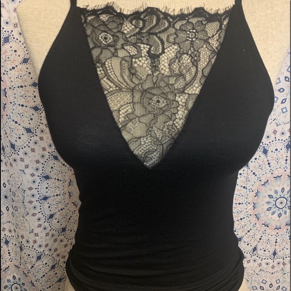 Black top 🖤
